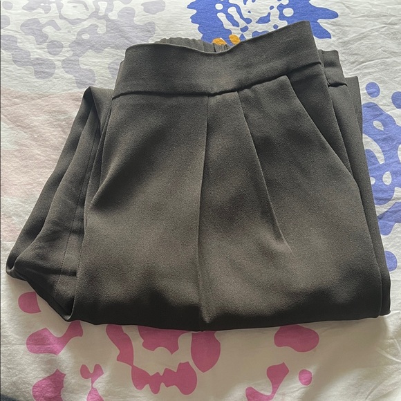 Babaton Conan Pants in Olive Green - Picture 4 of 4